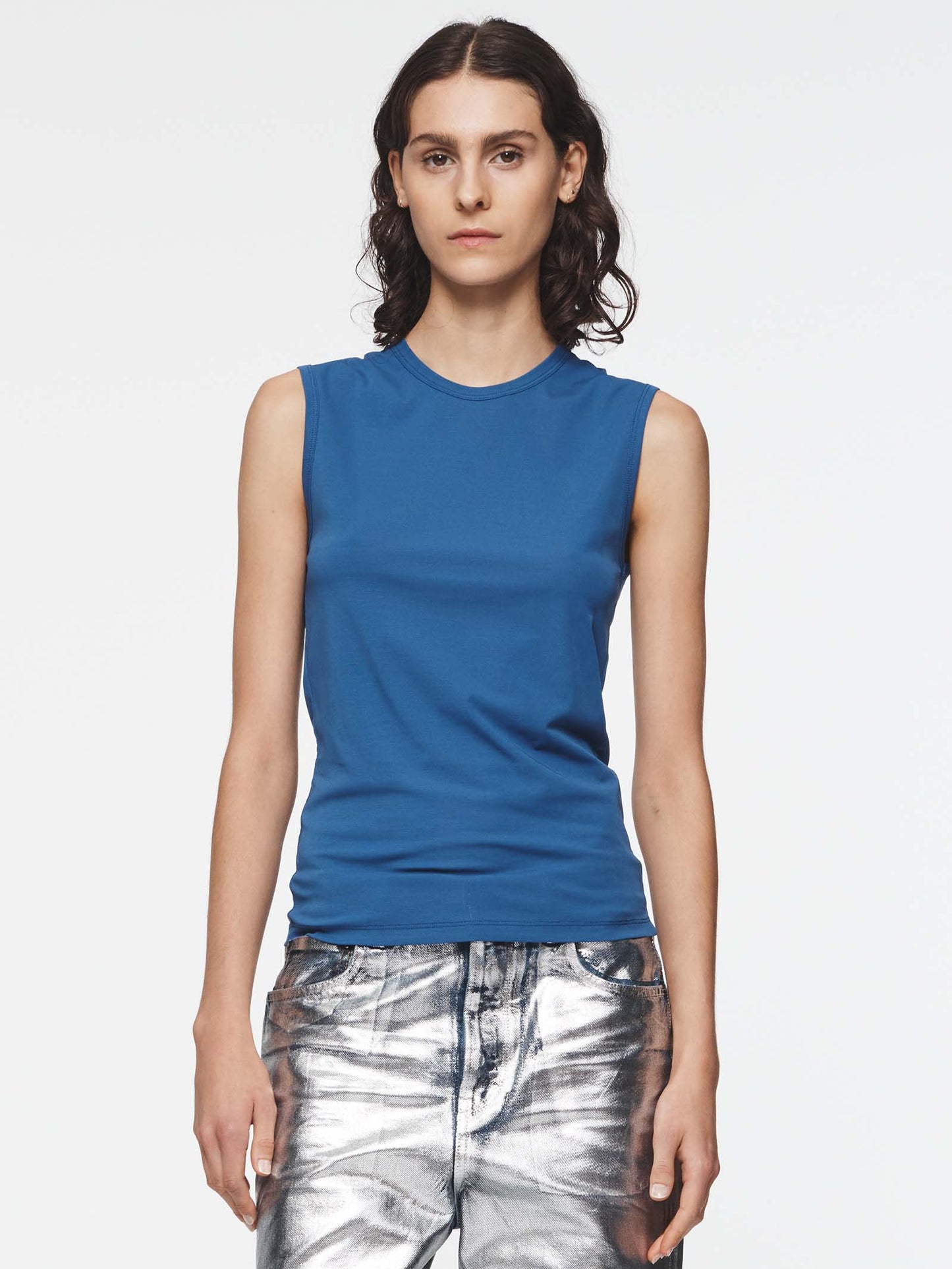 Slim Sleeveless T