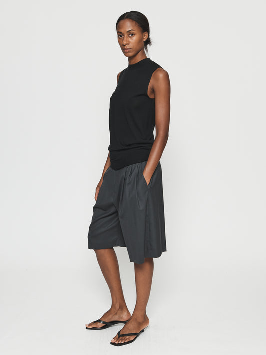 Sleeveless Mock Black