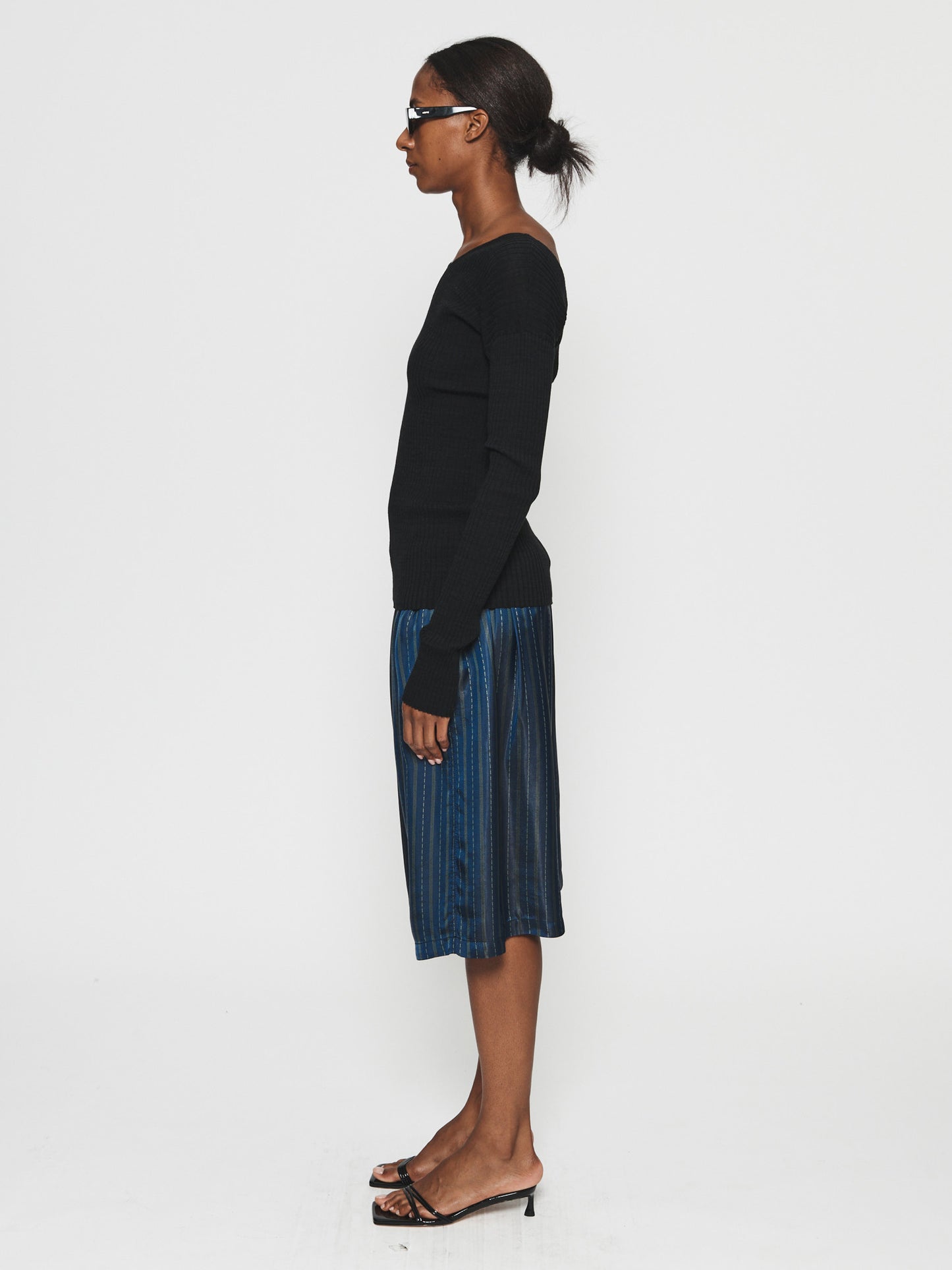 Ribbed Double-V Top Black