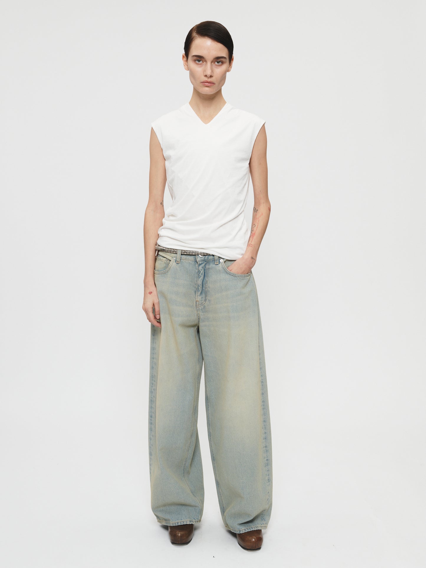 Roomy Jean Ghost Blue