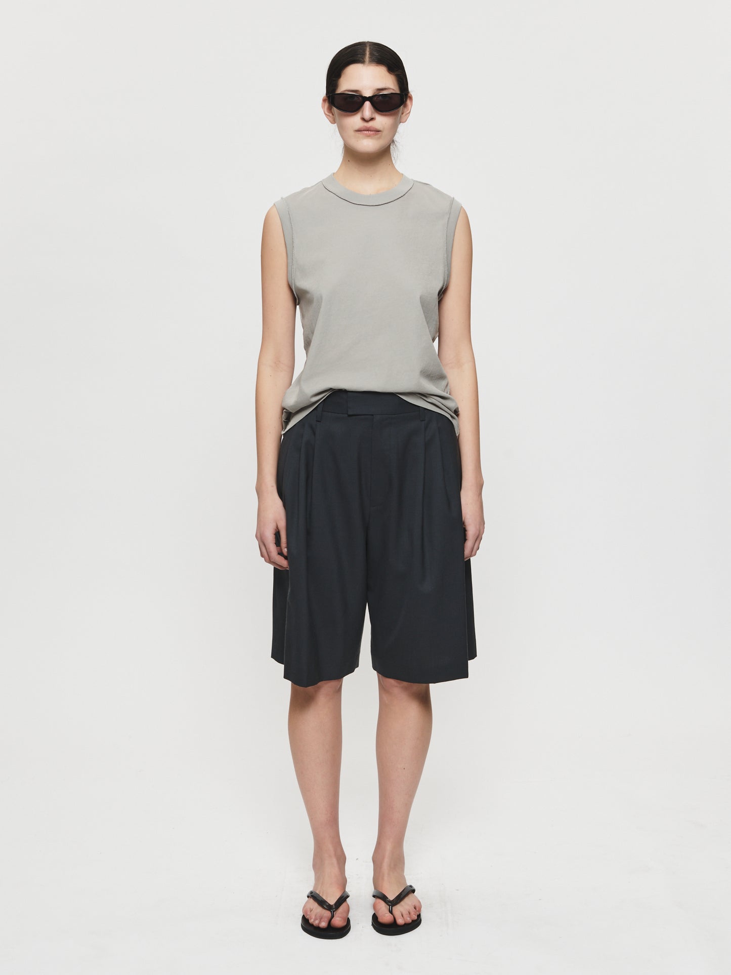 3-Pleat Short Asphalt
