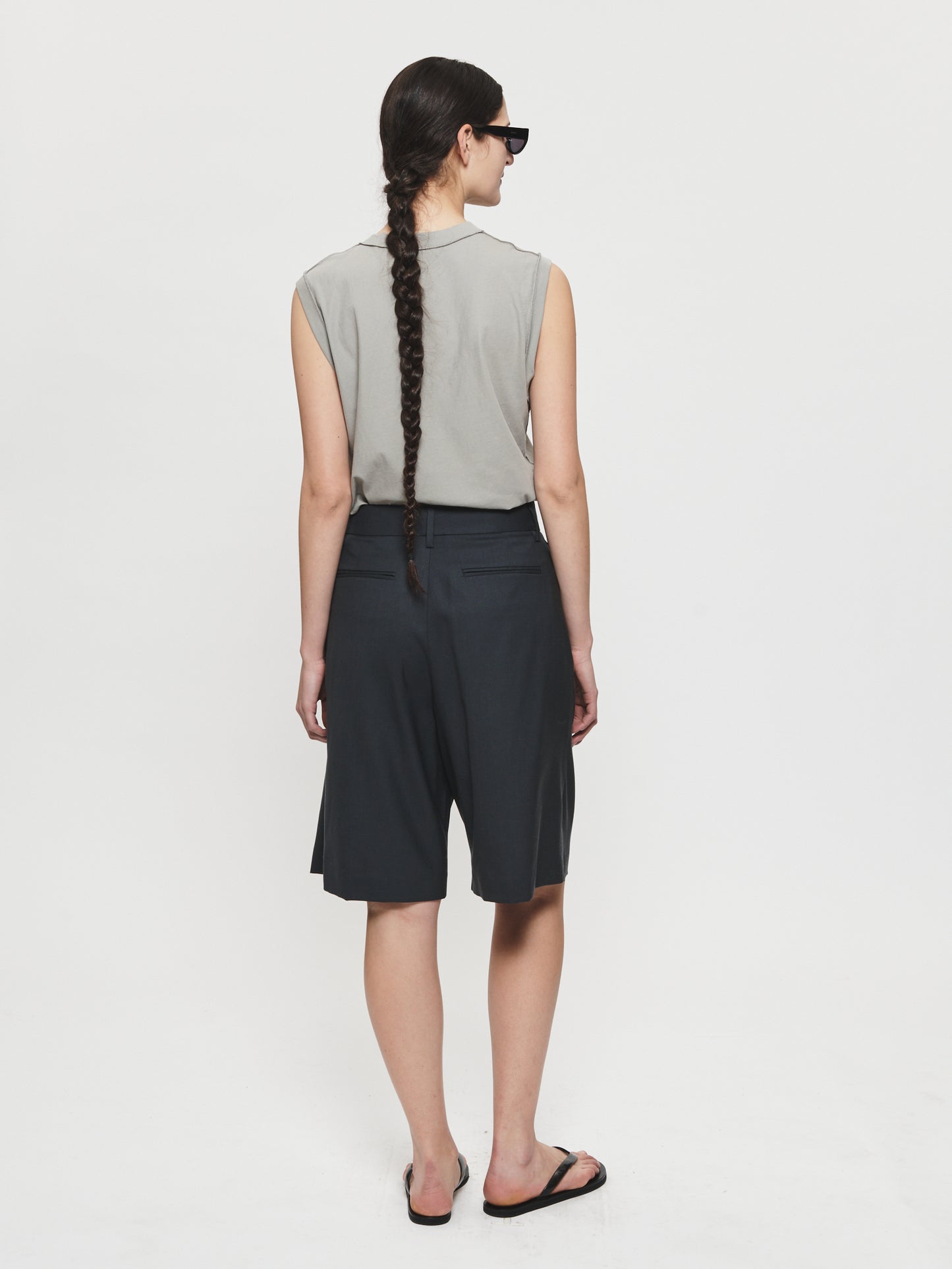 3-Pleat Short Asphalt