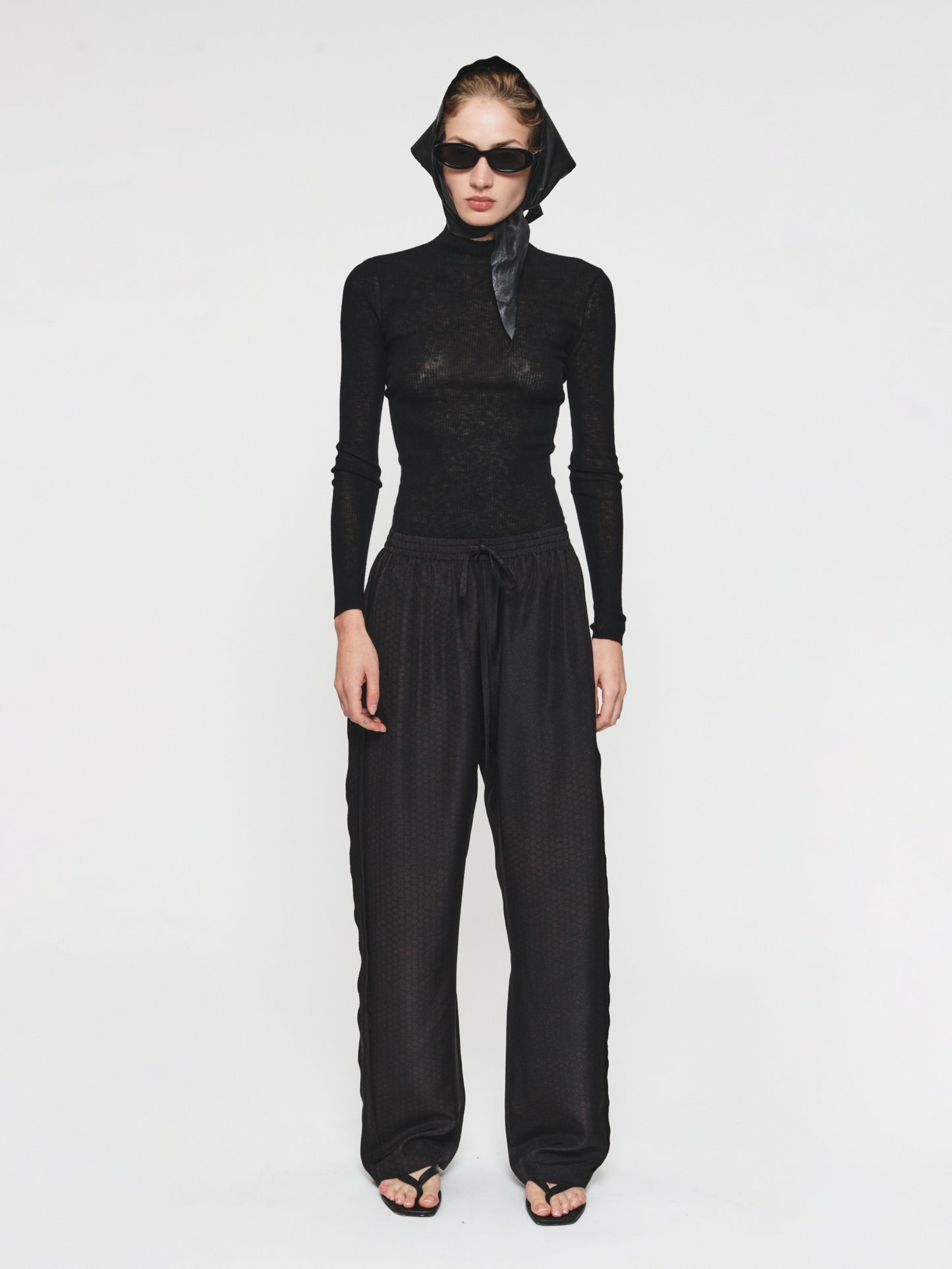 Rib Mock in Black