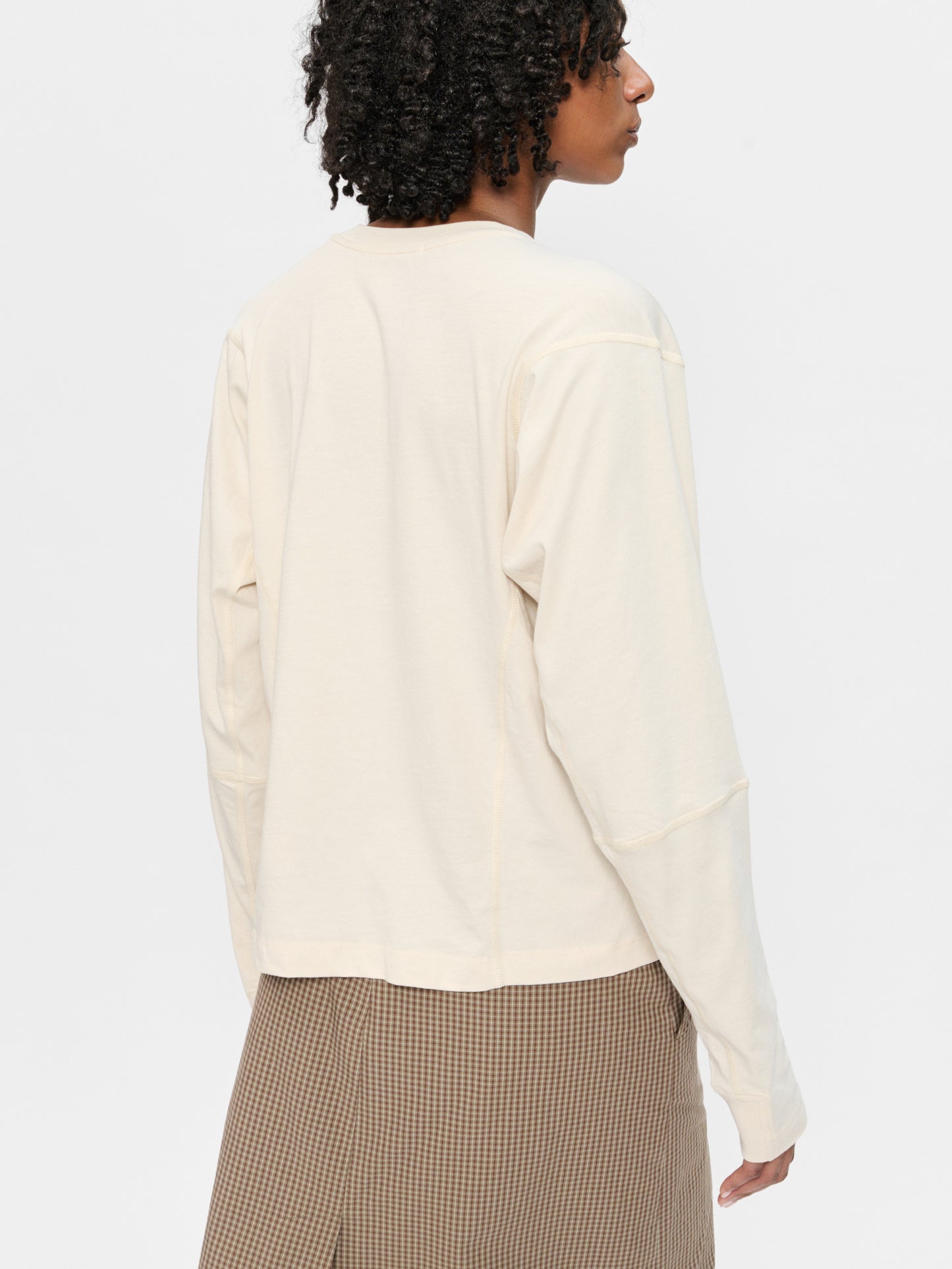 Coverstitch L/S T Oat Milk