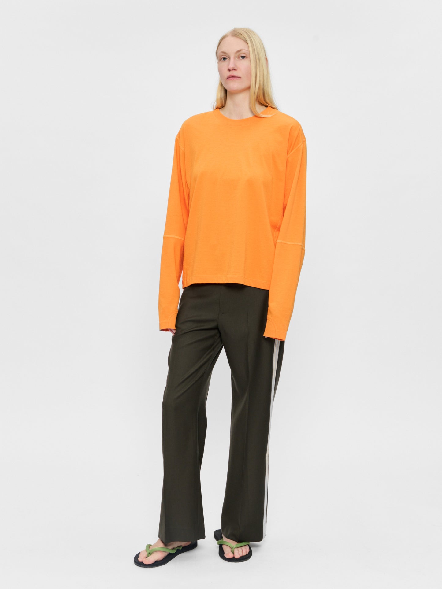 Coverstitch L/S T Cheeto