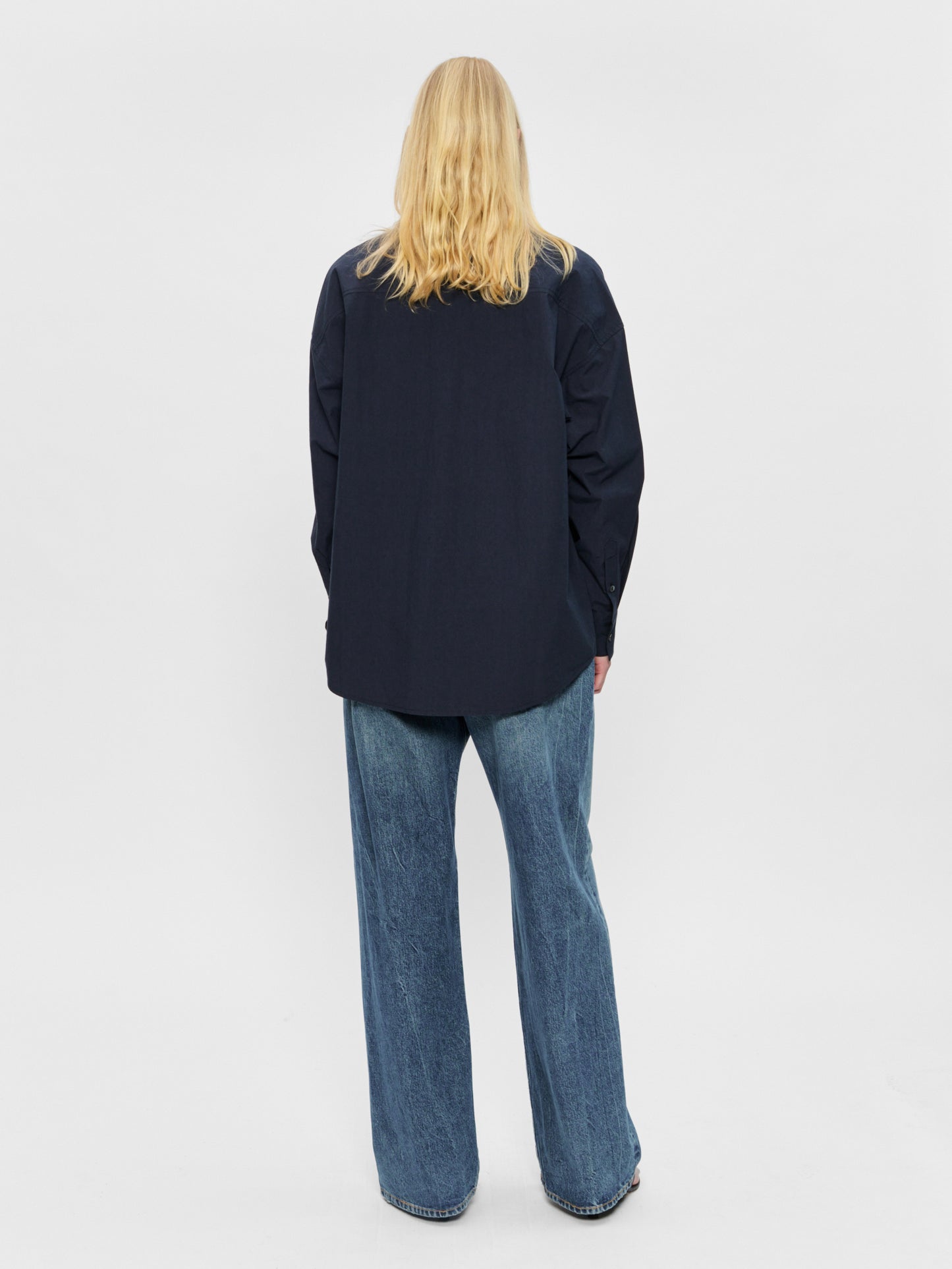 Clean Uniform Shirt in Navy