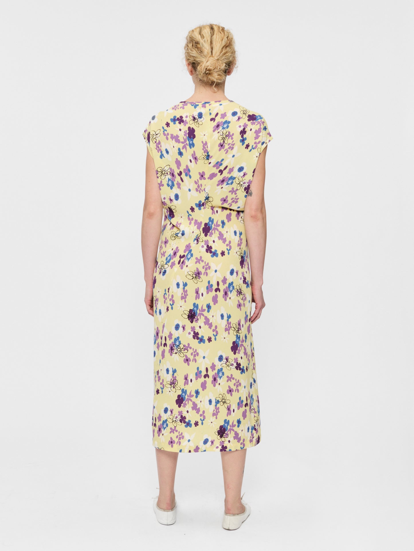 S-Curve Dress Lemon