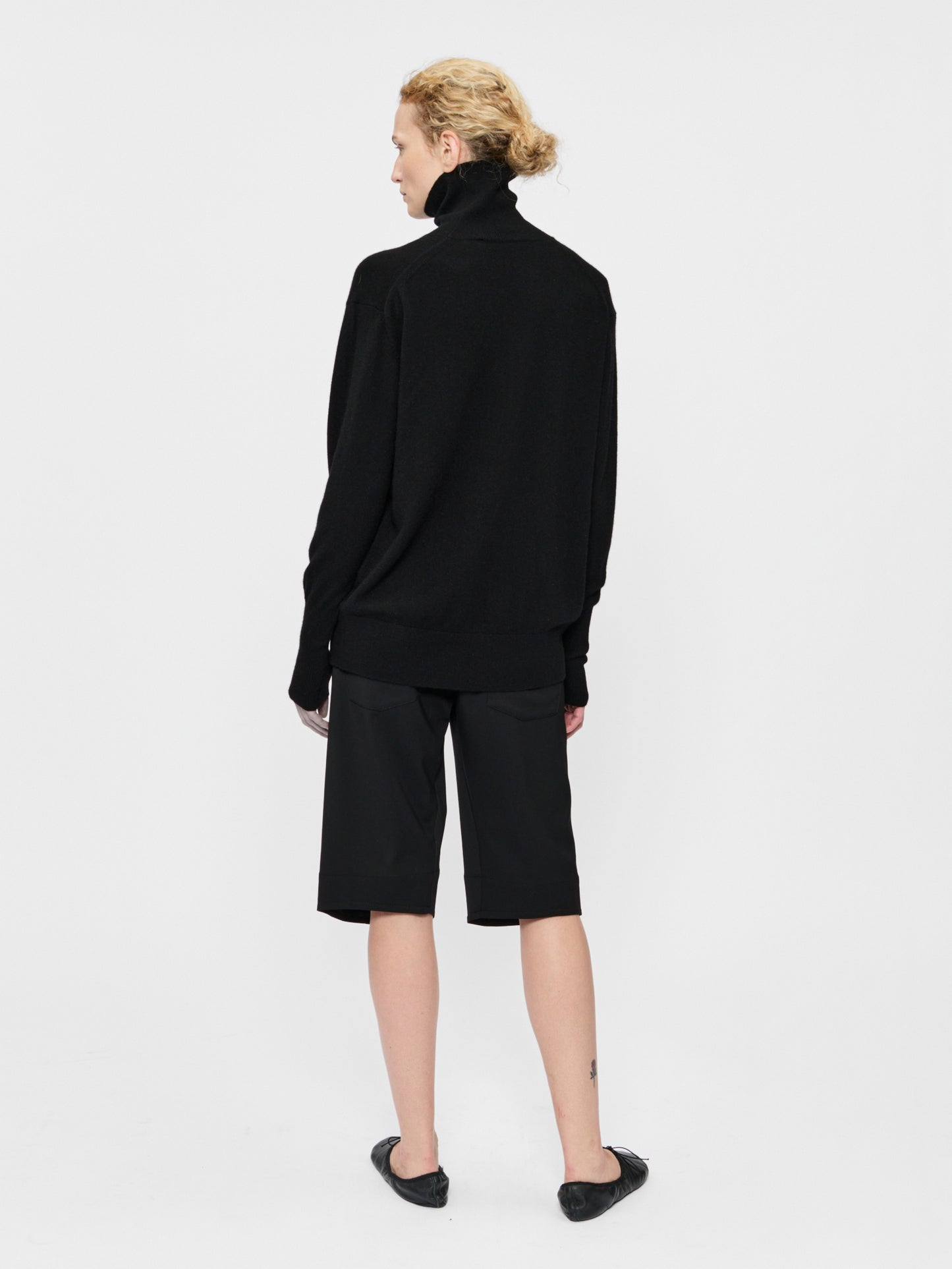 Slouchy Turtleneck Black