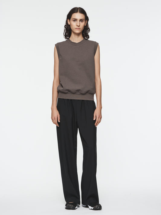 Sleeveless Sweatshirt in Washed Bark