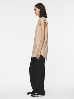 Sleeveless Buttondown Shirt in Nude