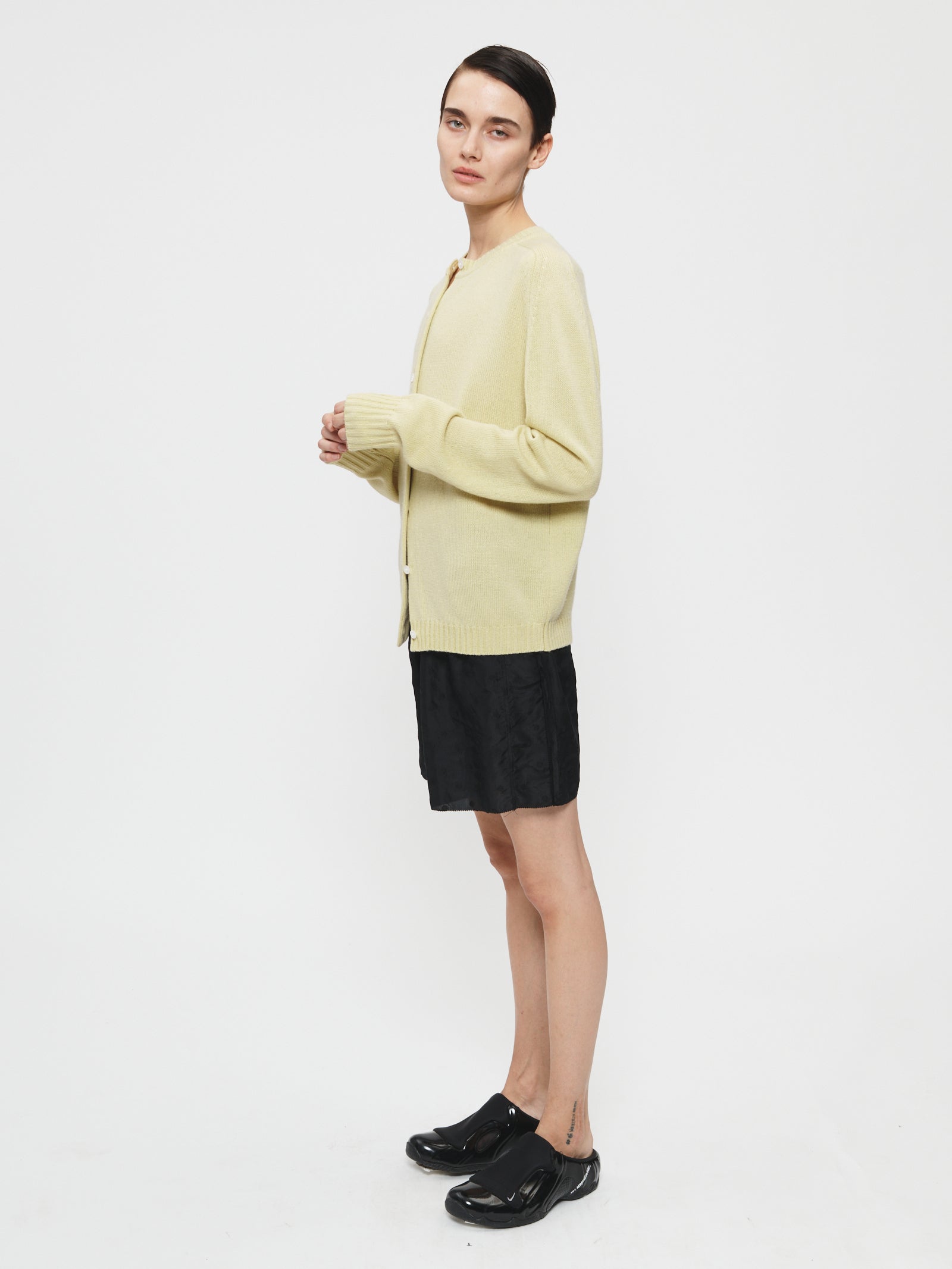 High Crew Cardigan Chamomile