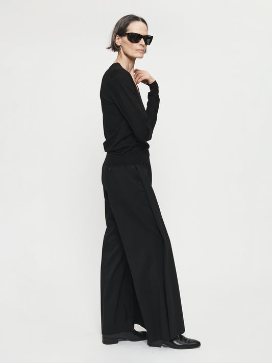 Perfect V Black