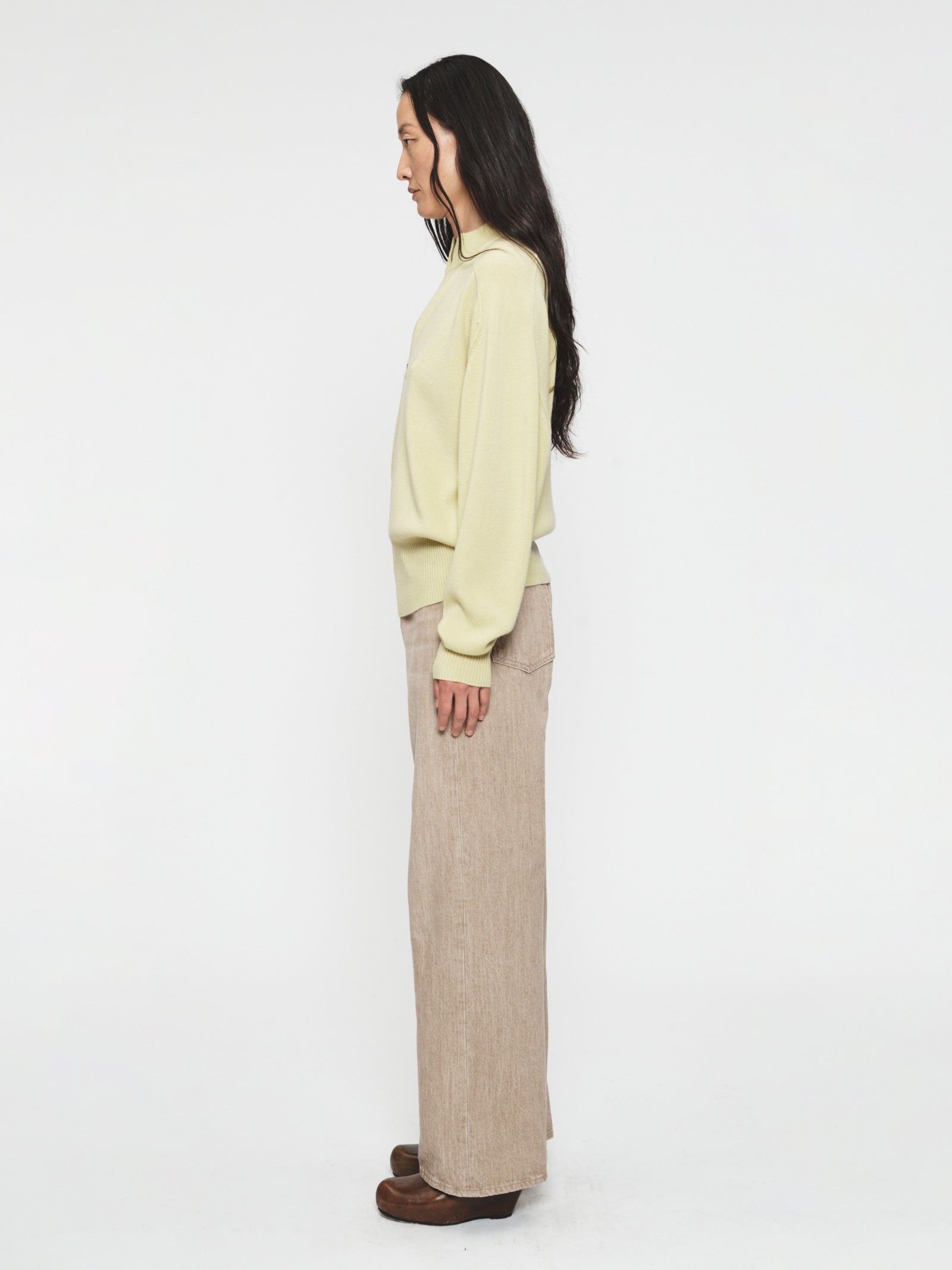 6397 - Ready to wear womens collection of essentials