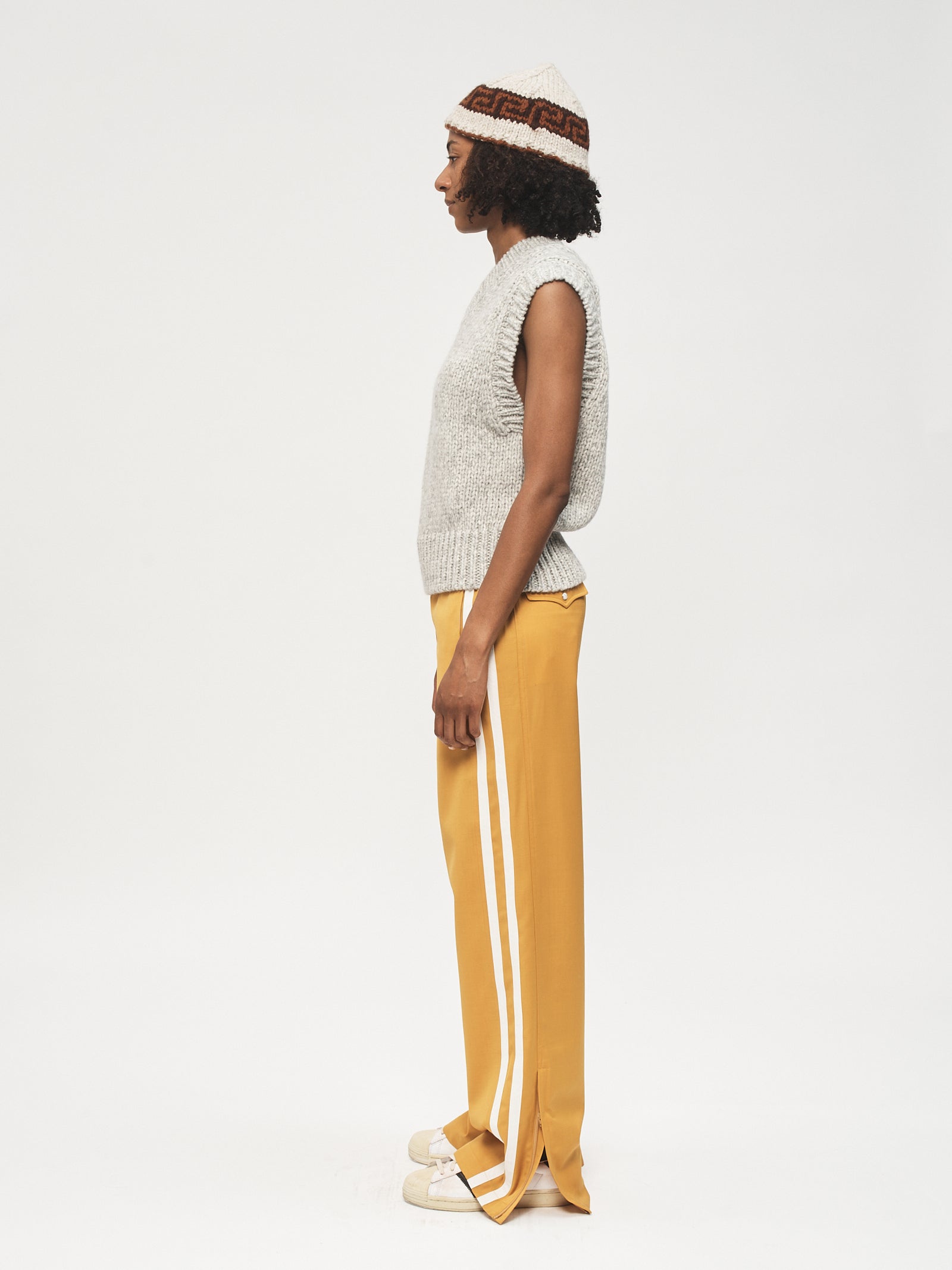 【タグ付き】Hand Knit Vest Hand Knit Vest Heather Grey – 6397
