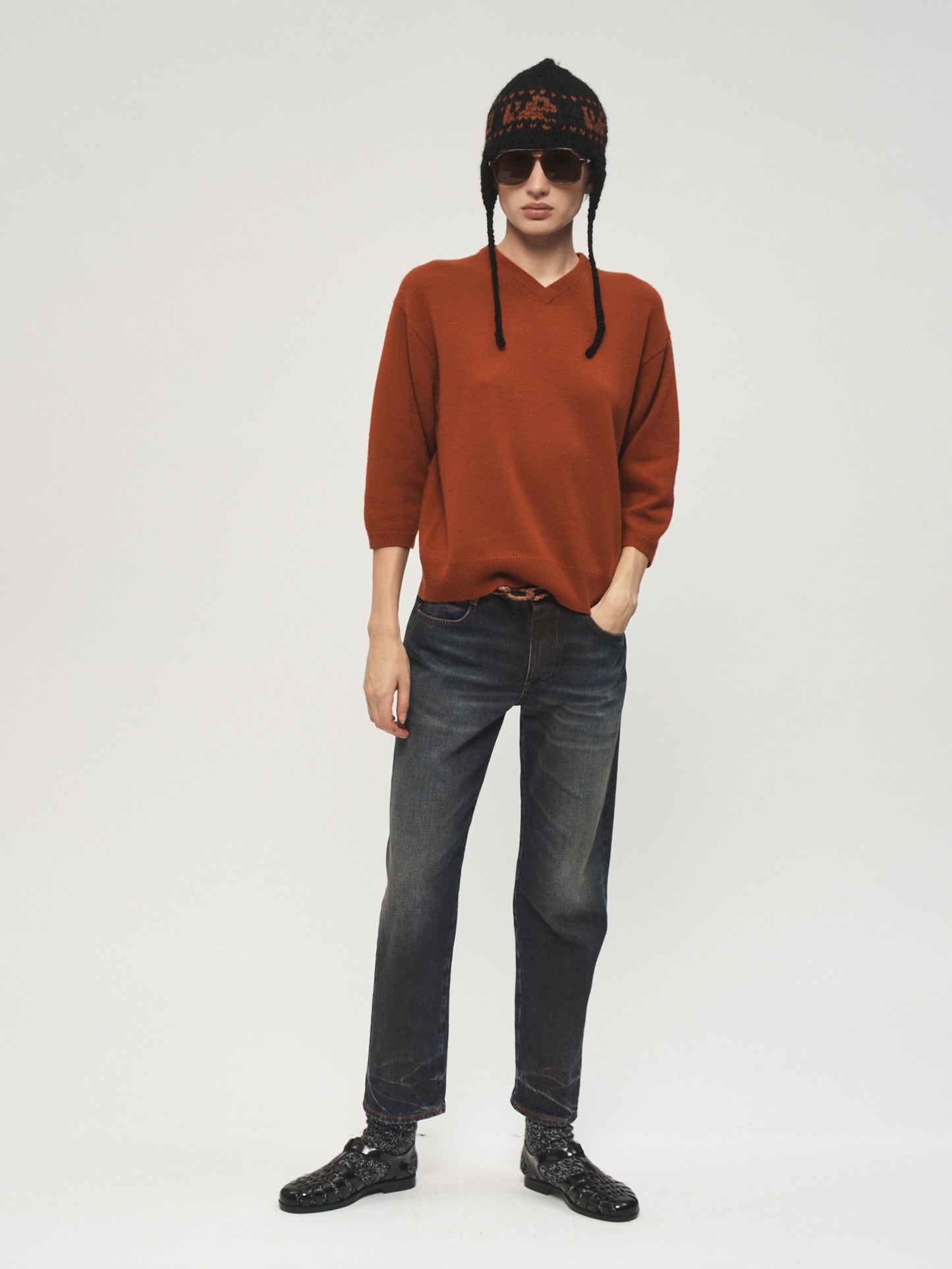 Elbow V Neck Red Rock