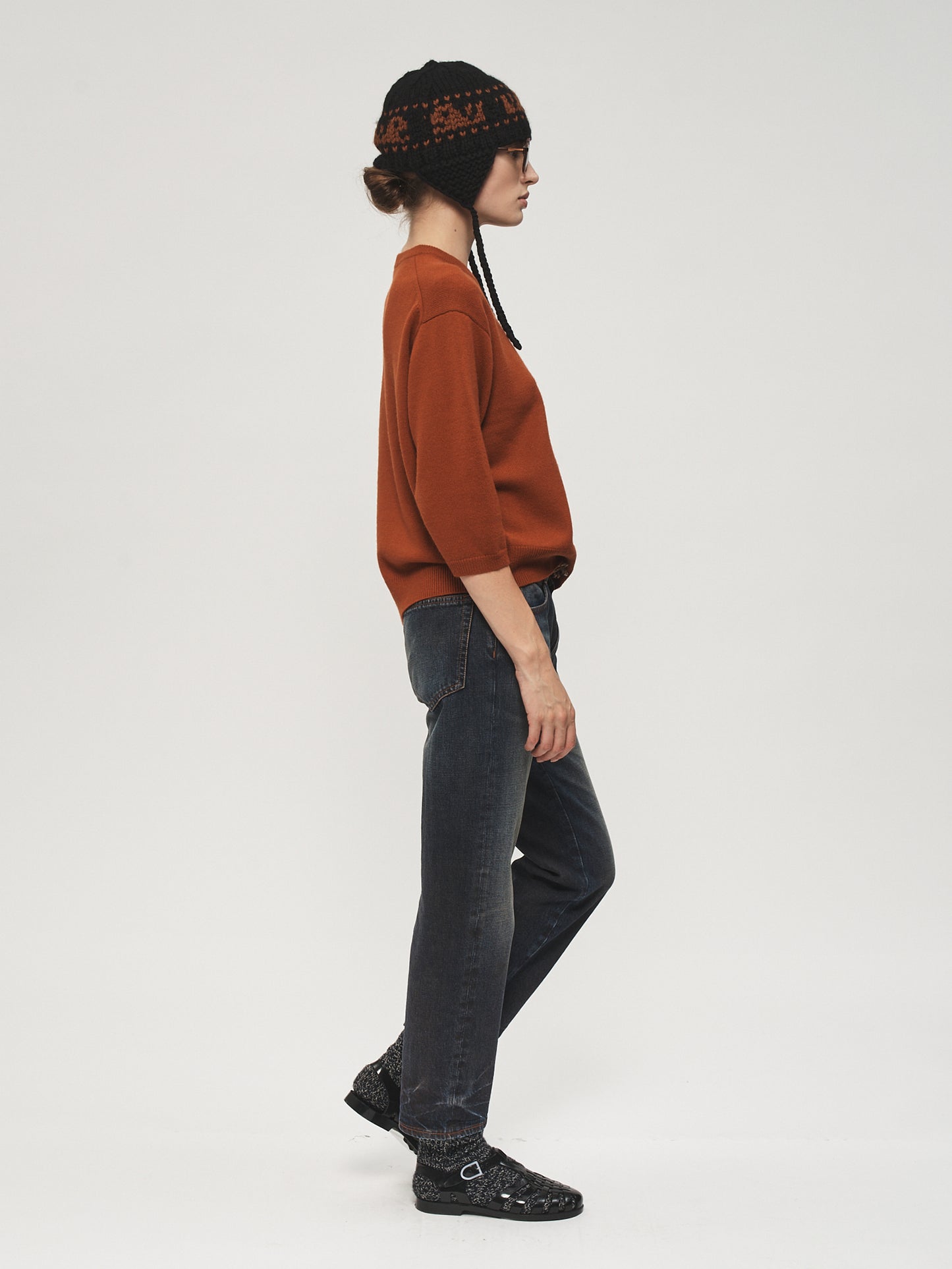 Elbow V Neck Red Rock