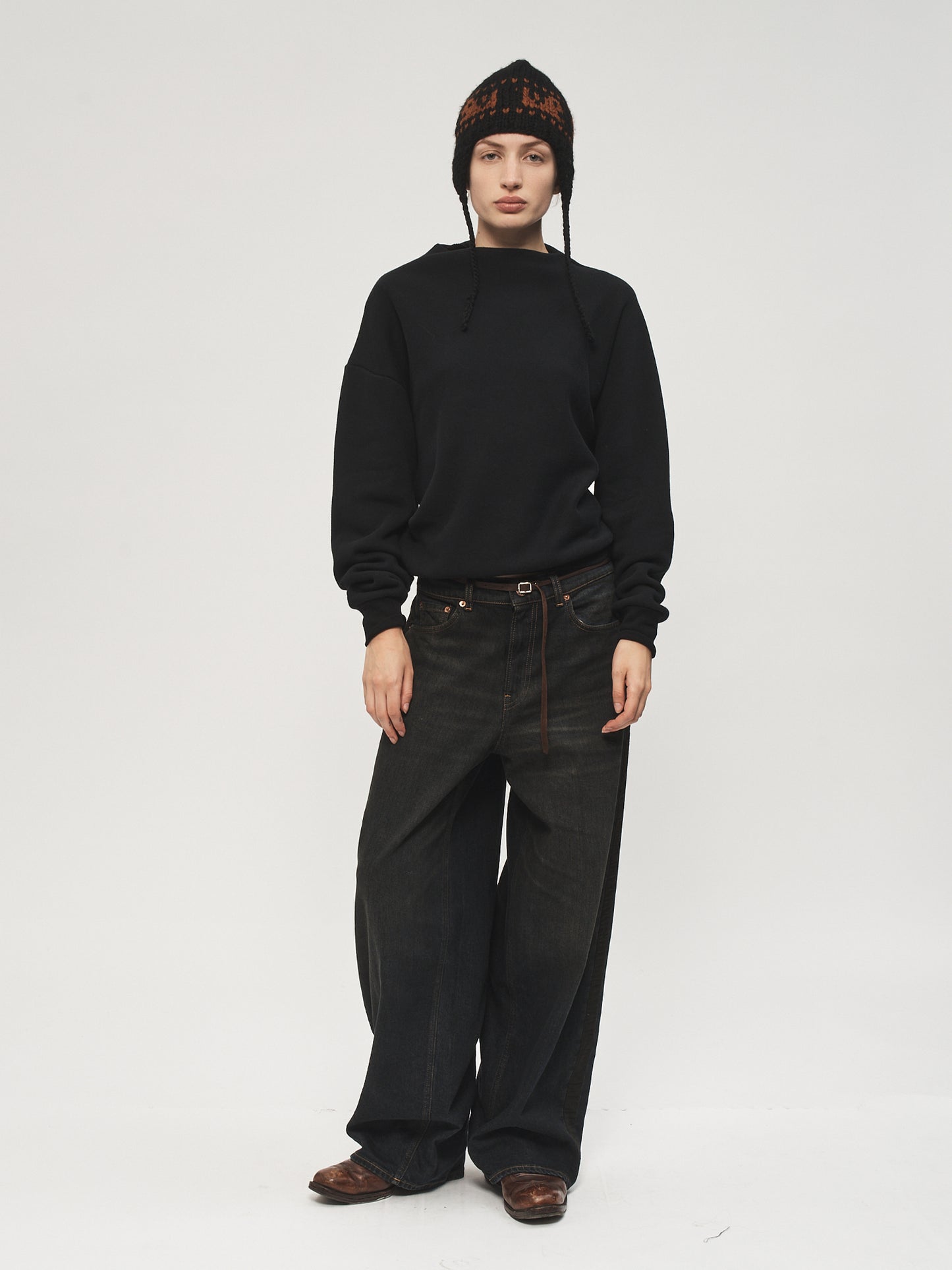 Tuxedo Roomy Mojave with Black Stripe