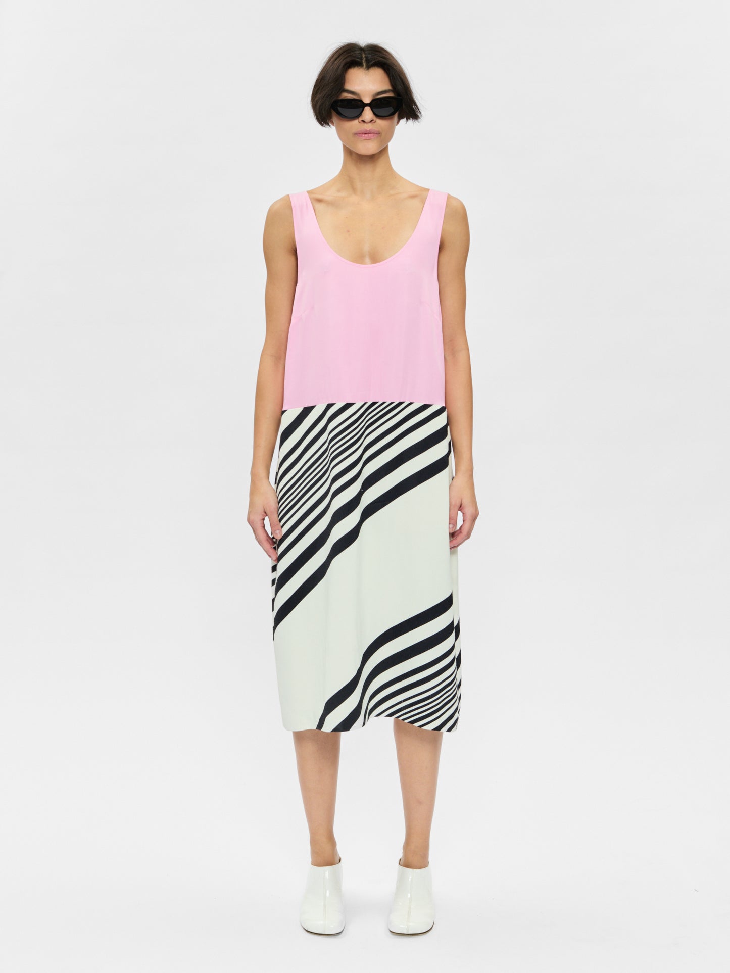 Weighted Scoop Dress Pink Panther