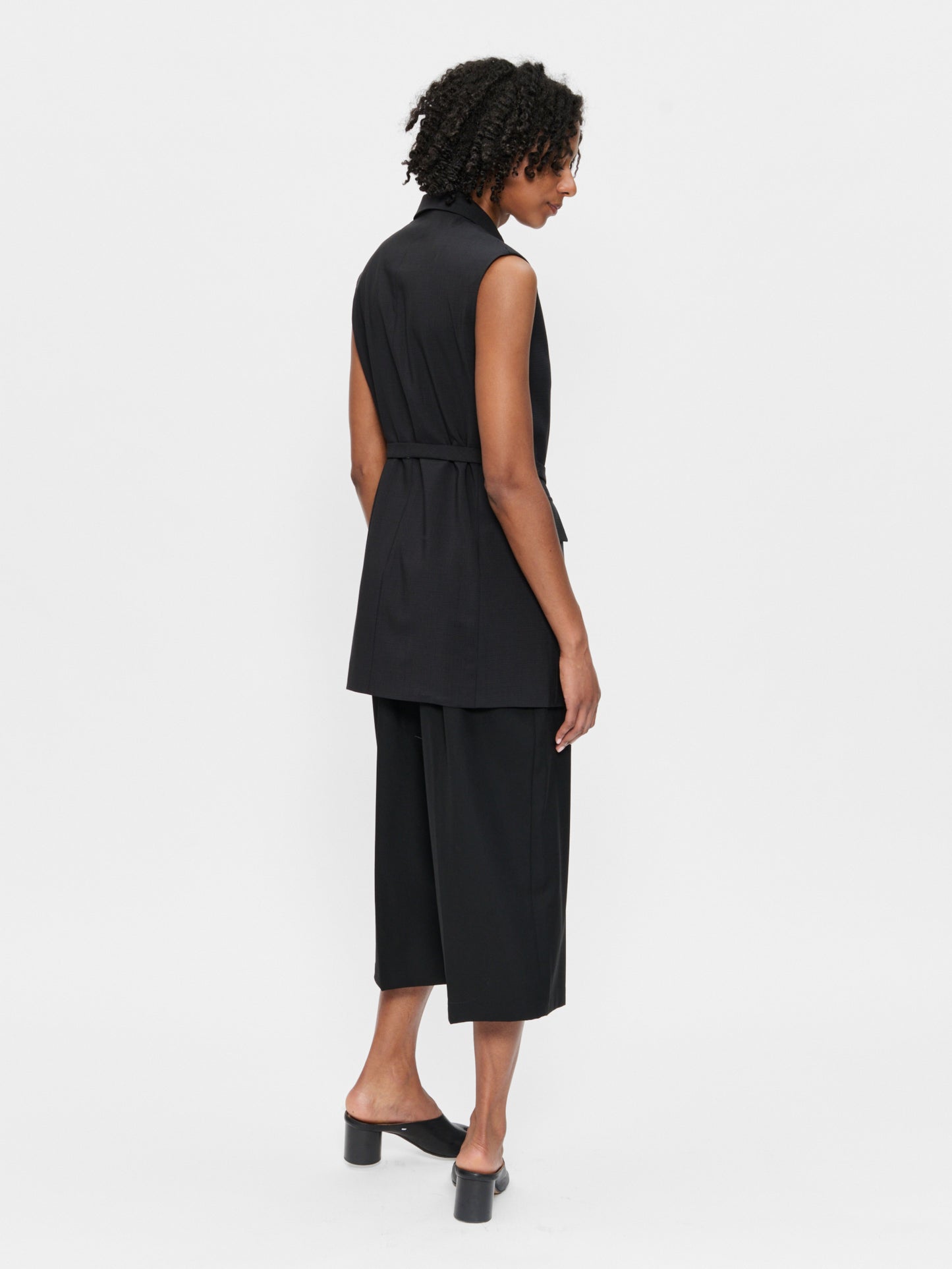 Sleeveless Blazer Charcoal