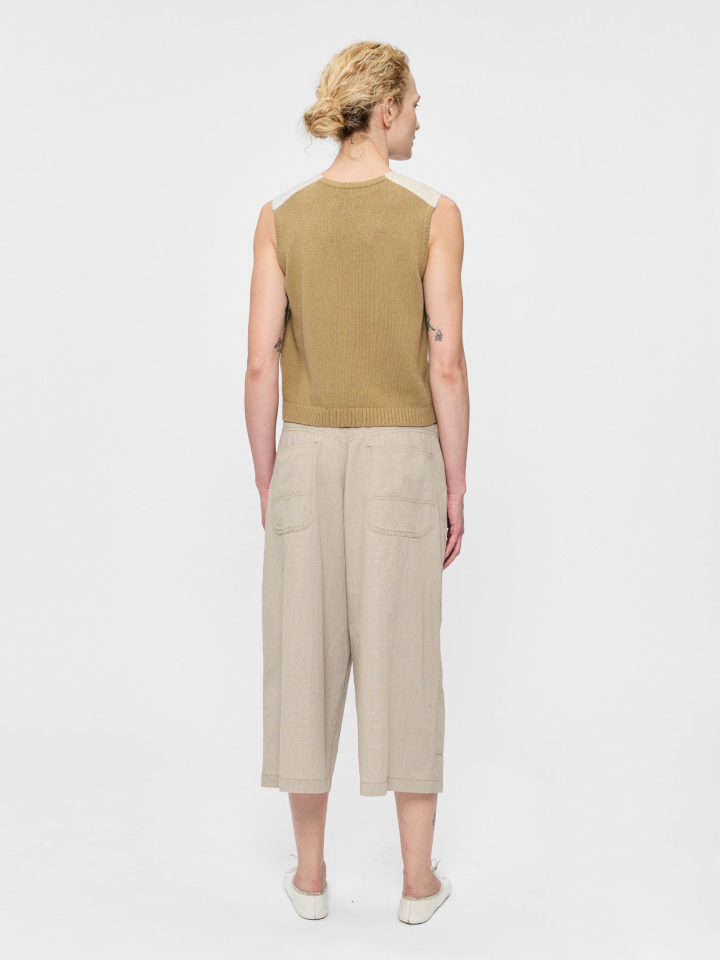 Hybrid Vest Bisque