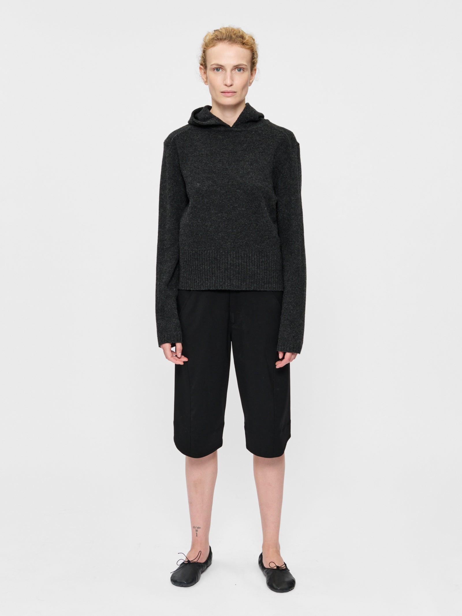 Big Twist Short Black – 6397