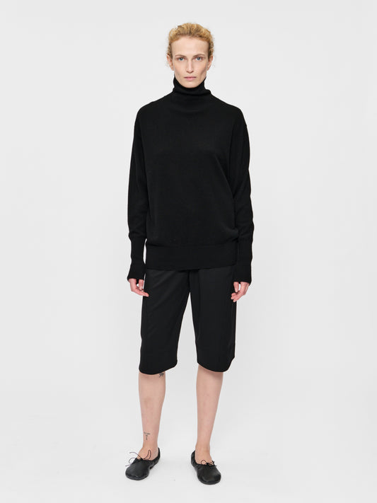 Slouchy Turtleneck Black