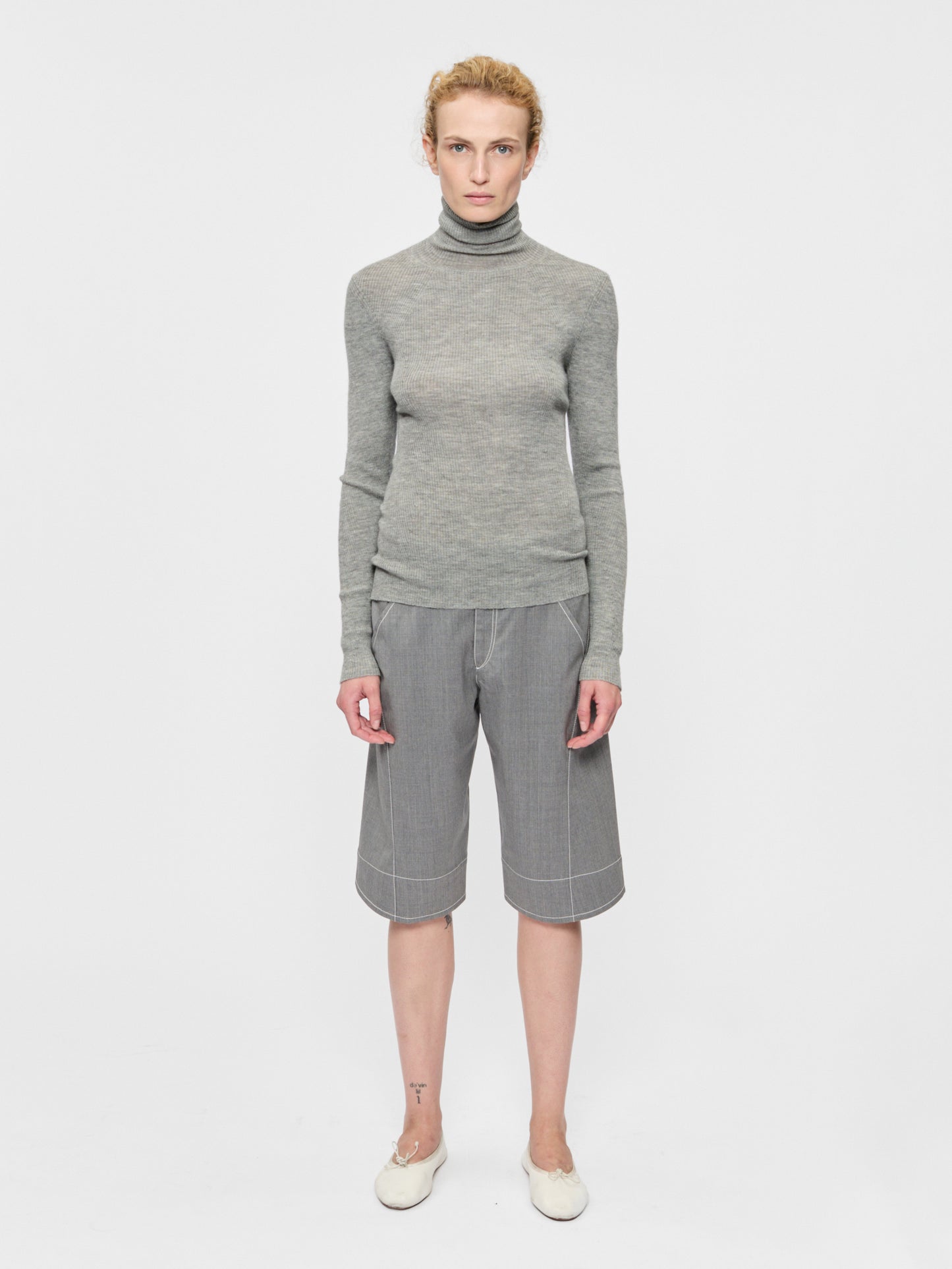 Ribbed Turtleneck Iron