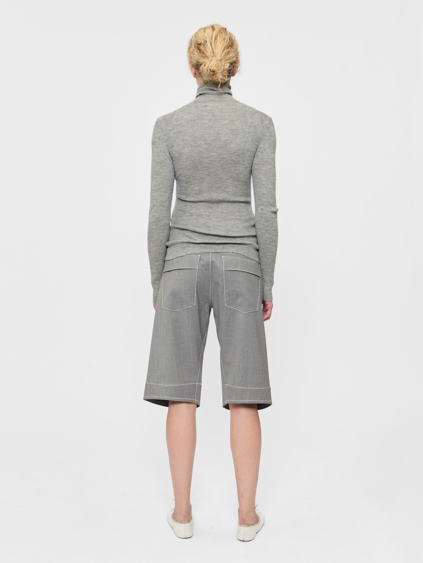 Ribbed Turtleneck Iron