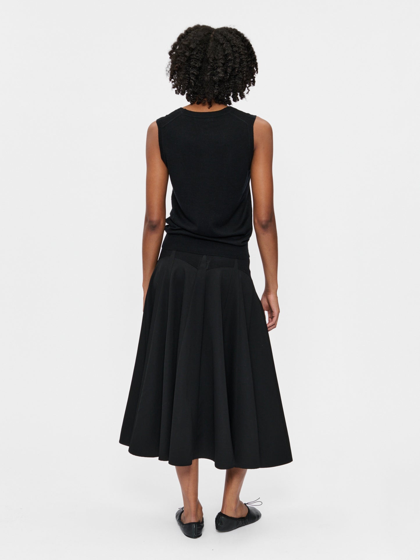 Scoop Neck Vest Black