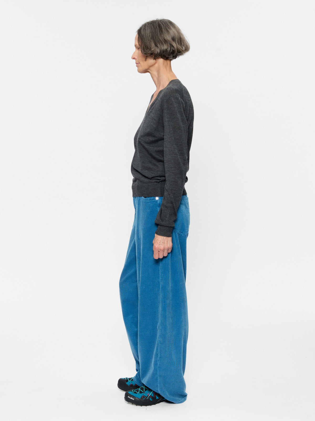 Perfect V-Neck Graphite