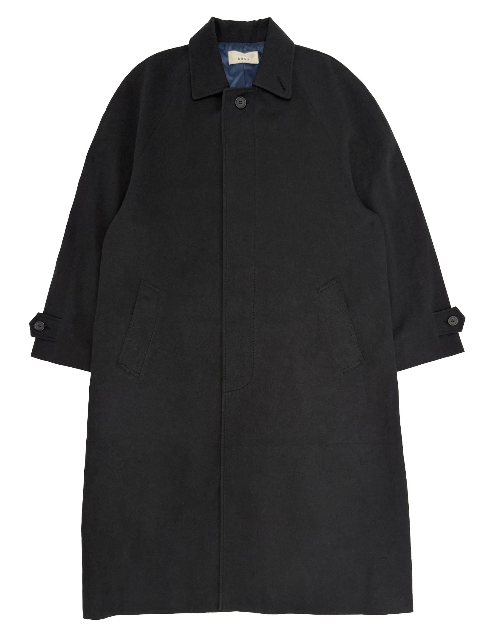 Balmacaan Black