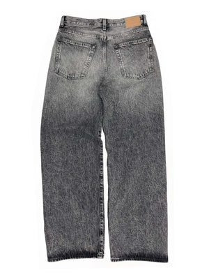 Wide Jean in Worn Grey