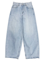 Roomy Jean in Light Wash