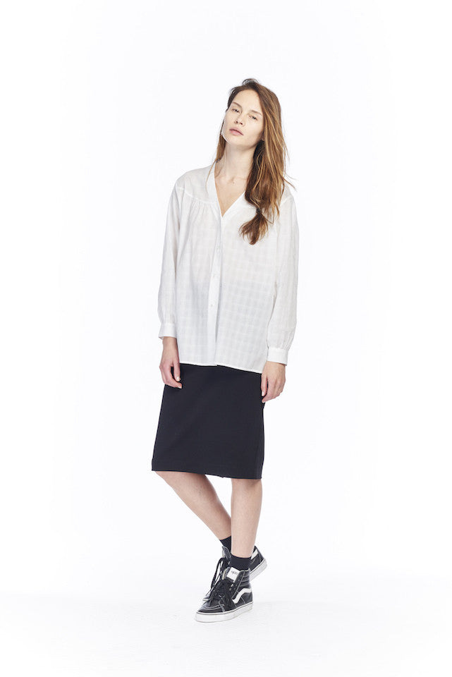 NT159 Peasant Shirt - White, NS022J Stretch pencil skirt - Black